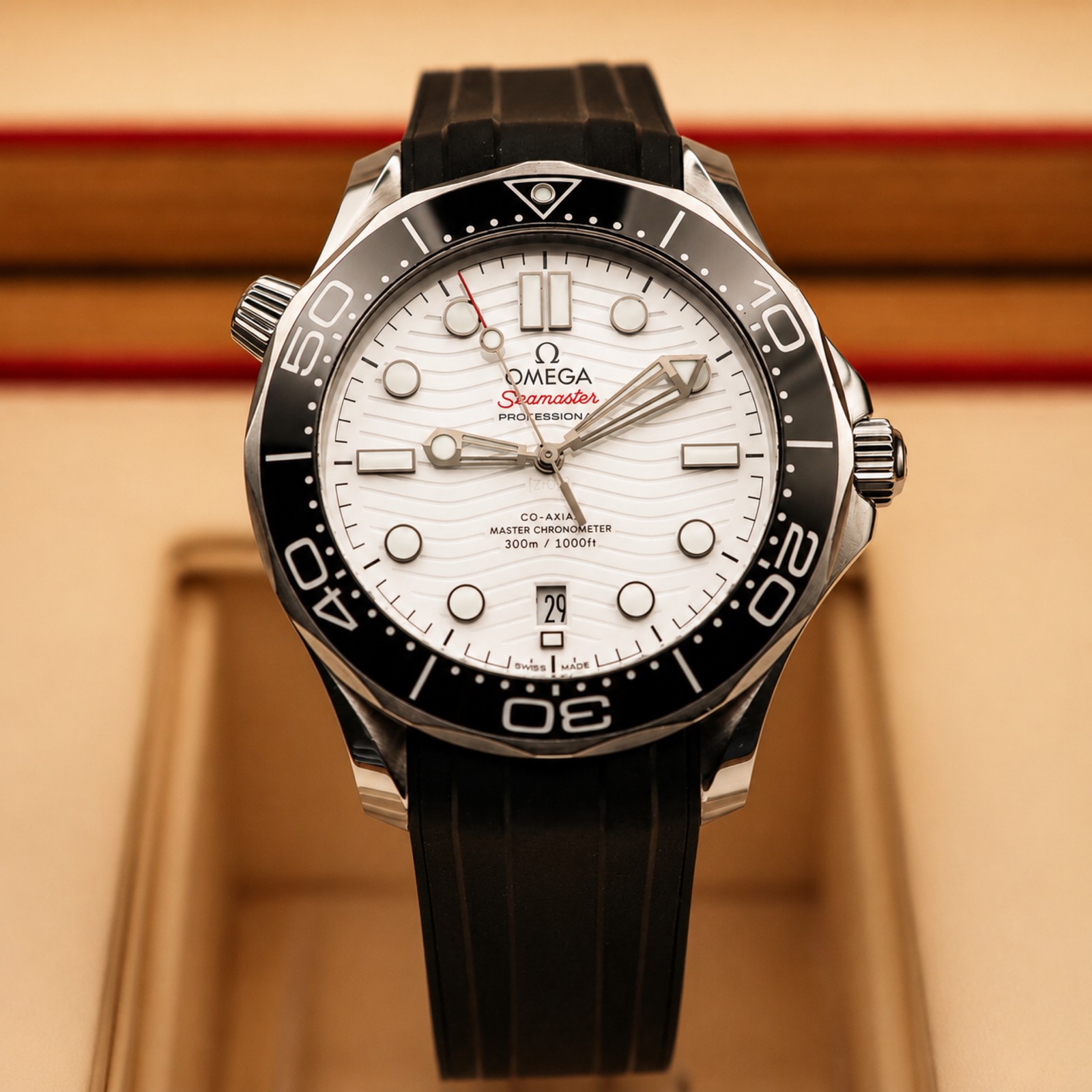 Omega Seamaster Diver 300 M 210.32.42.20.04.001 Box & Papers