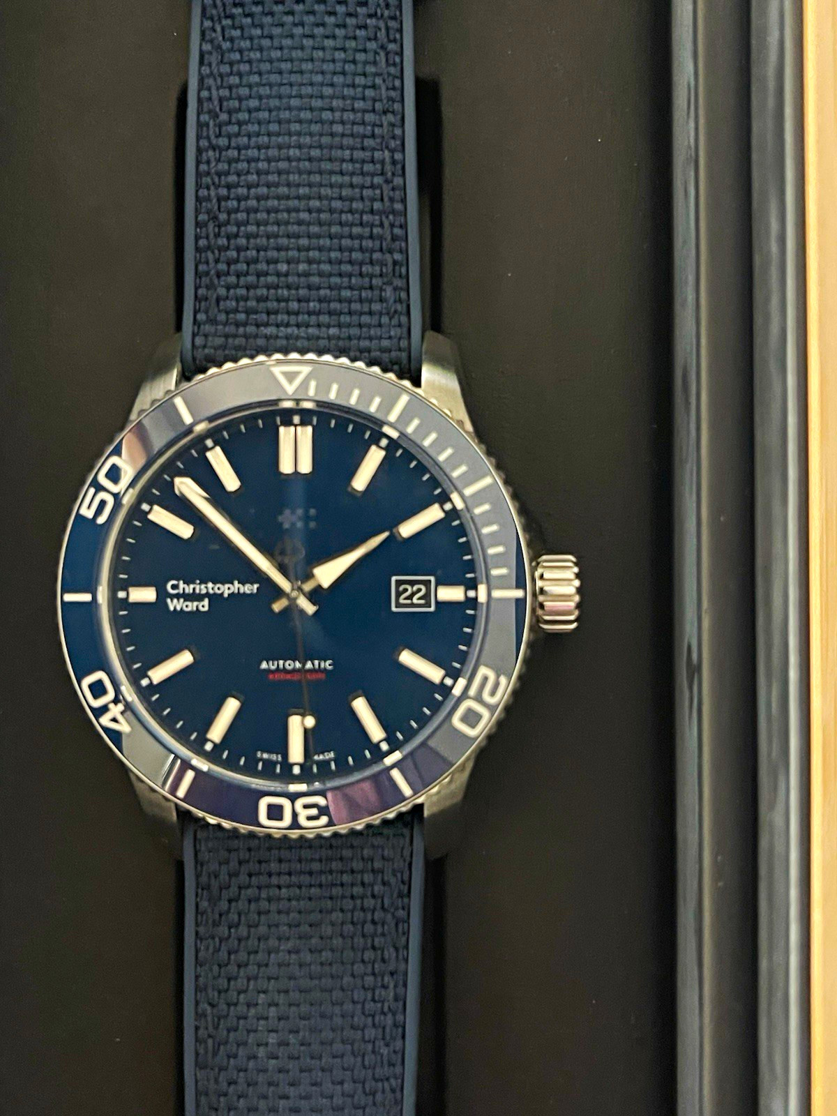 Christopher Ward C60 Trident Pro 600 Blue Dial Auto Diver 600m Date Box Manual