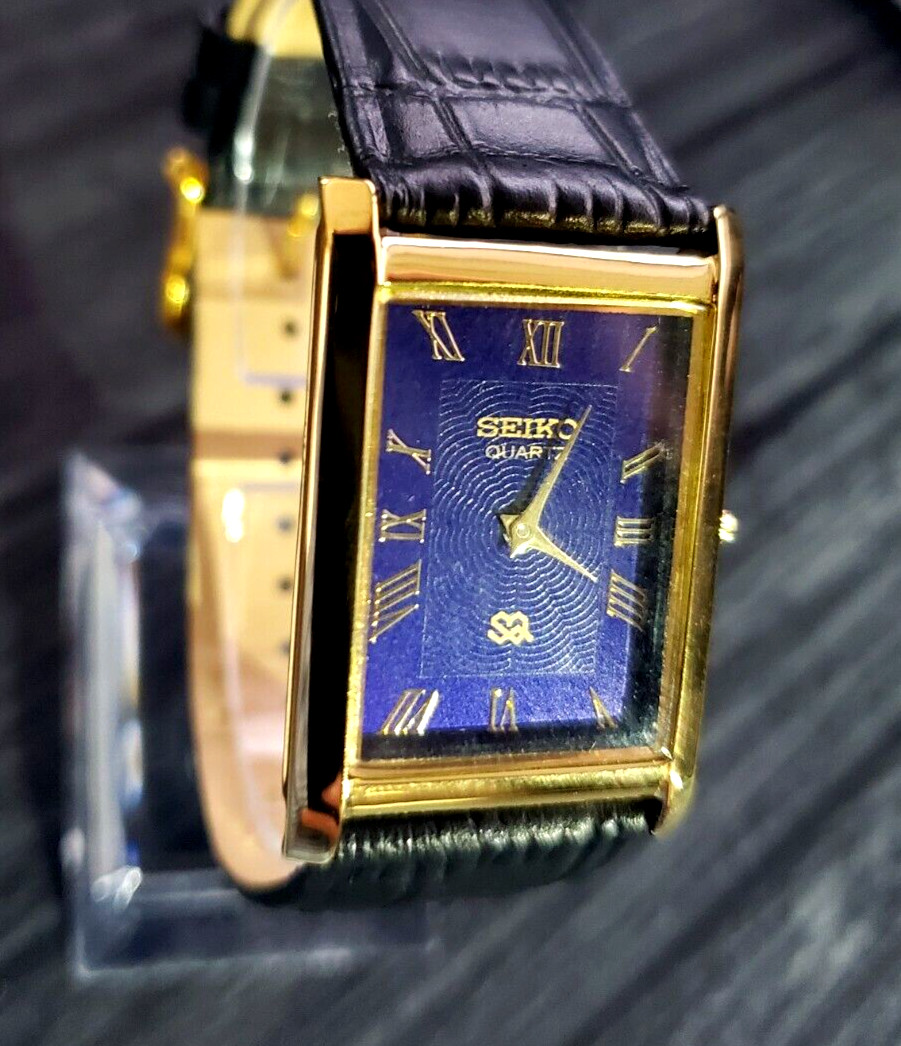 RARE NOS Seiko Men Tank Rectangular Blue Dial Black Leather band Dress Watch