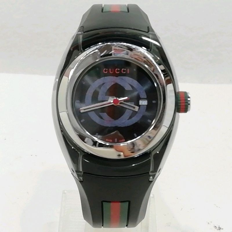 Gucci Sync 137.3 Quartz Watch Black Rubber Strap Swiss Made Used