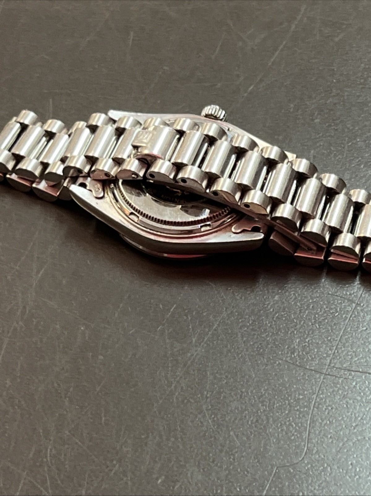 Loyse Chronometer 25 Jewels Automatic Sapphire Swiss 2671 Date