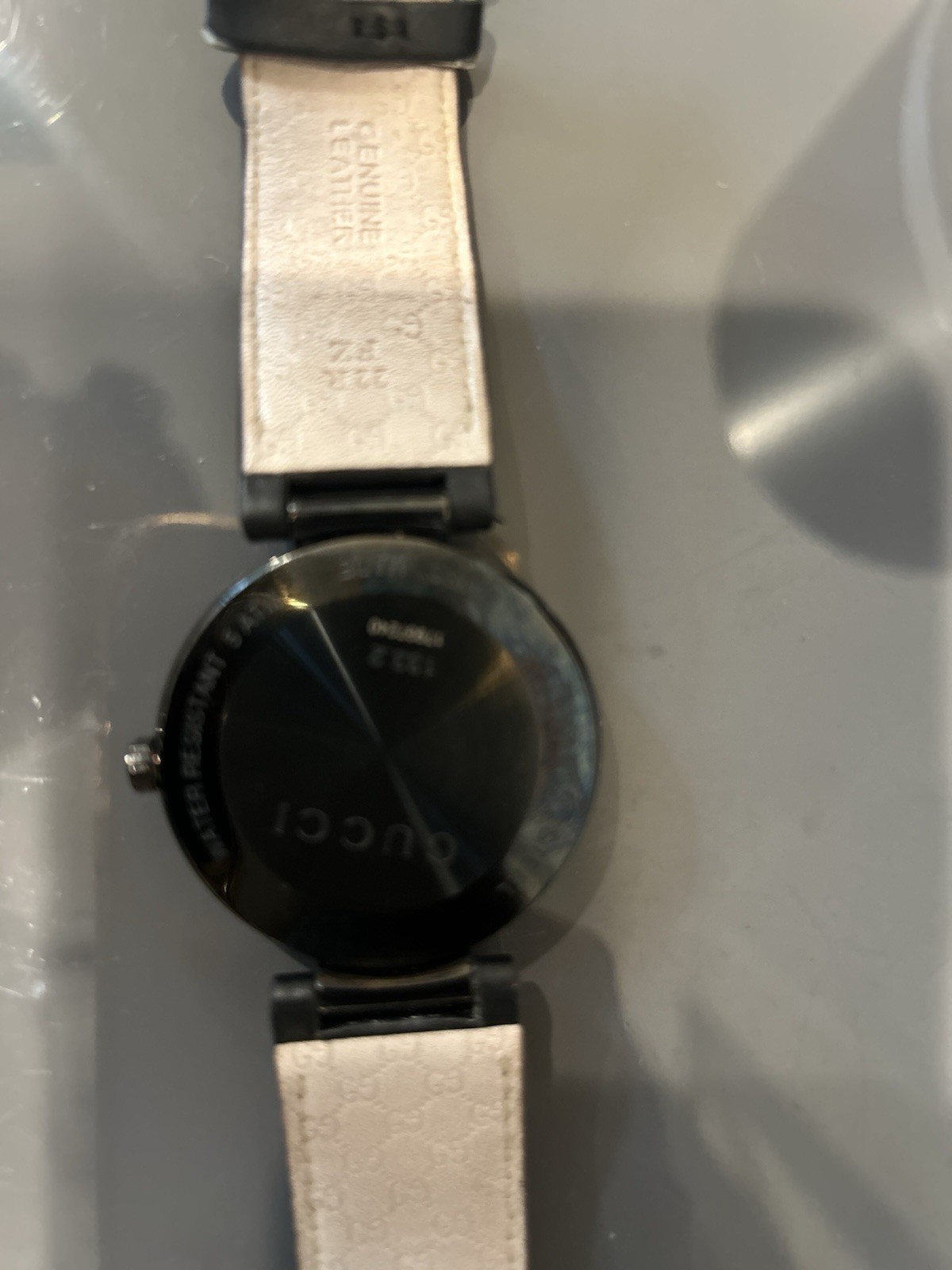 Gucci YA133206 Men’s Interlocking Black Leather with Red and Green 42mm
