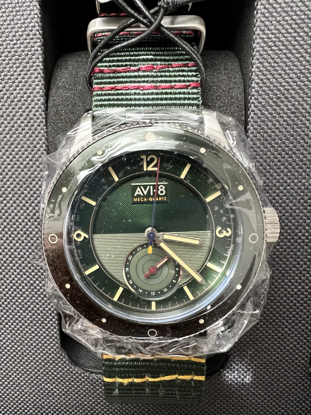 AVI-8 Flyboy Airmaster Sector Meca-Quartz Green Dial Mens Watch NEW AV-4112-02