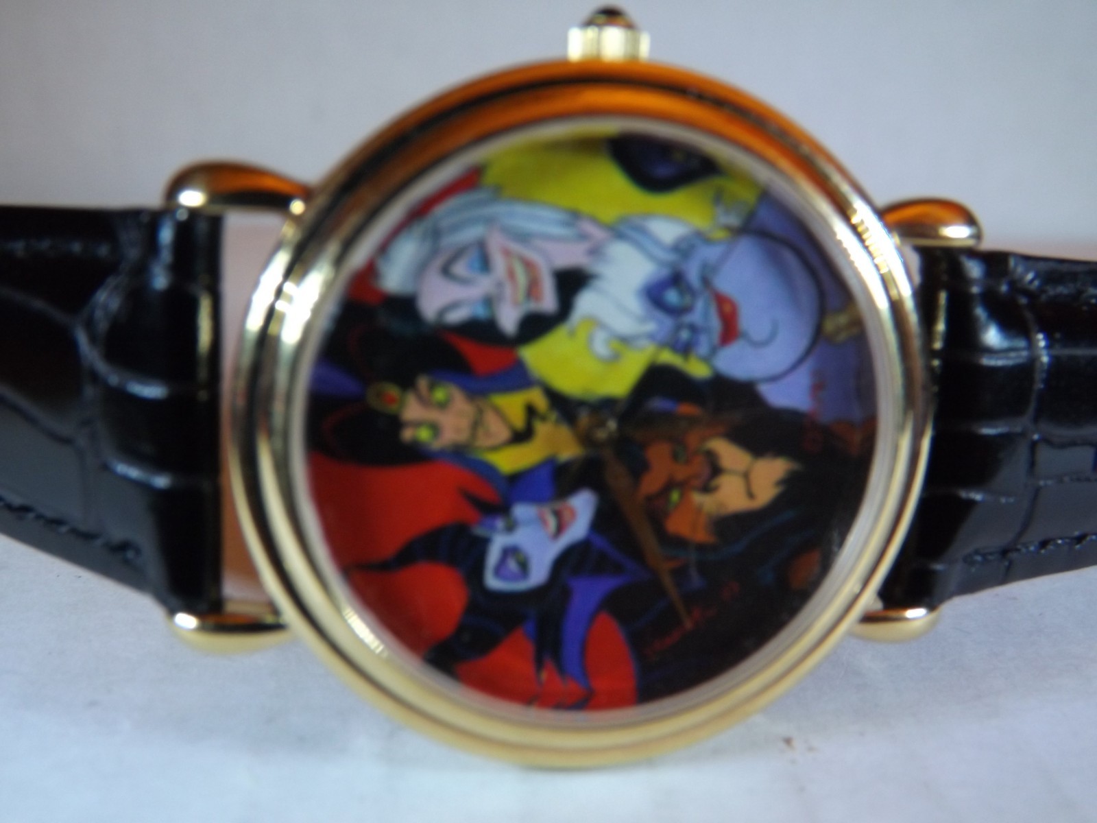 Disney Time Artist Mens Vintage Villains Watch (Scar,Jafar,Maleficent)-VHTF-New