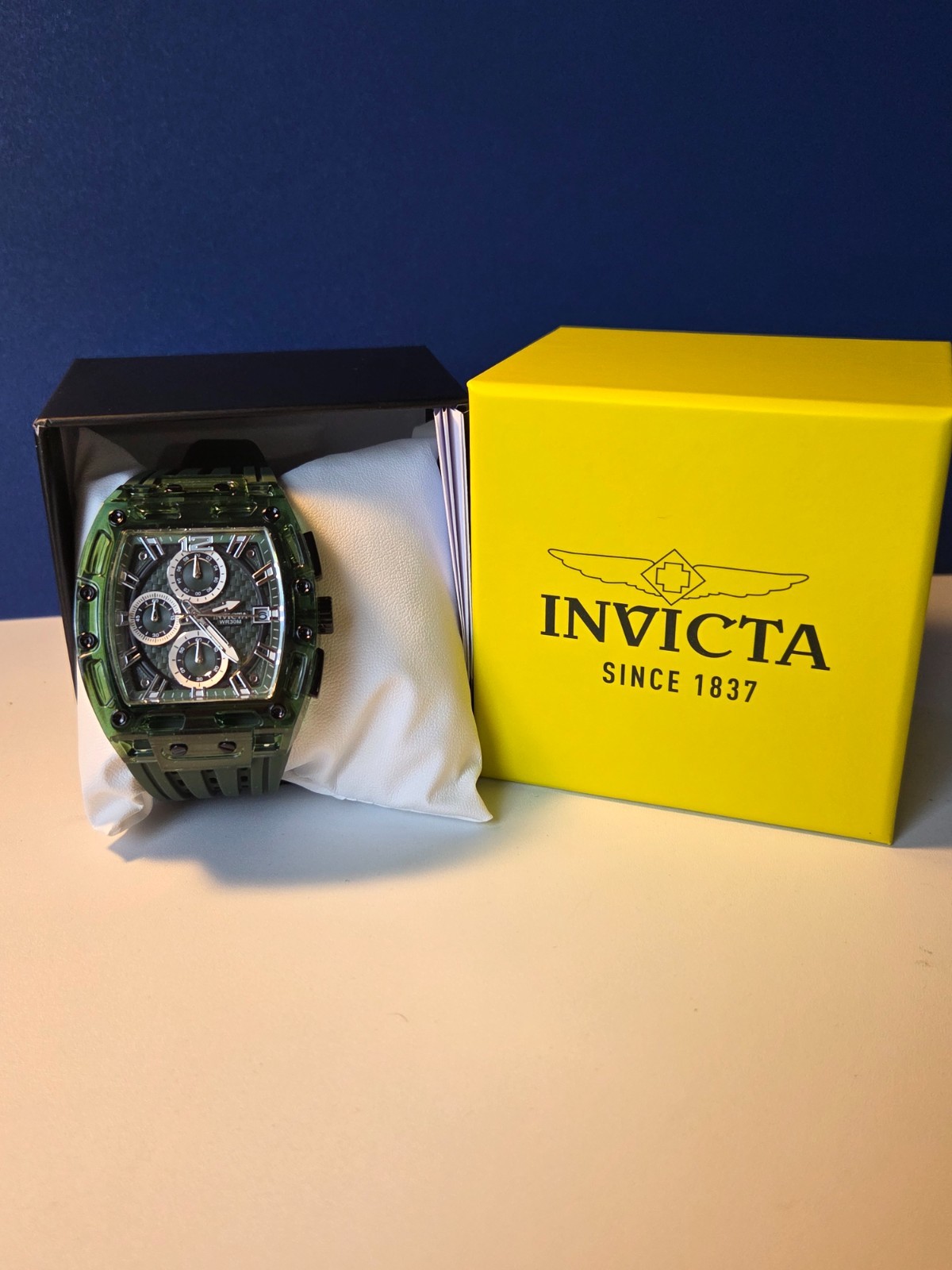 BRAND NEW 70144 Invicta S1 Rally 42mm Men’s Watch in a Green Translucent Case 16