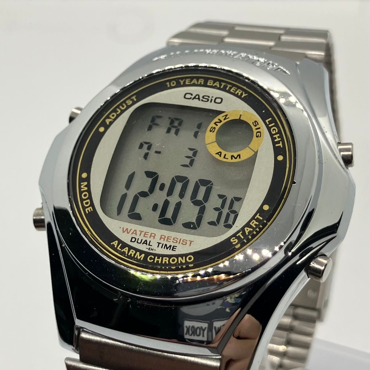 CASIO 10 Year Battery Alarm Chrono Digital Watch Pre-Owned
