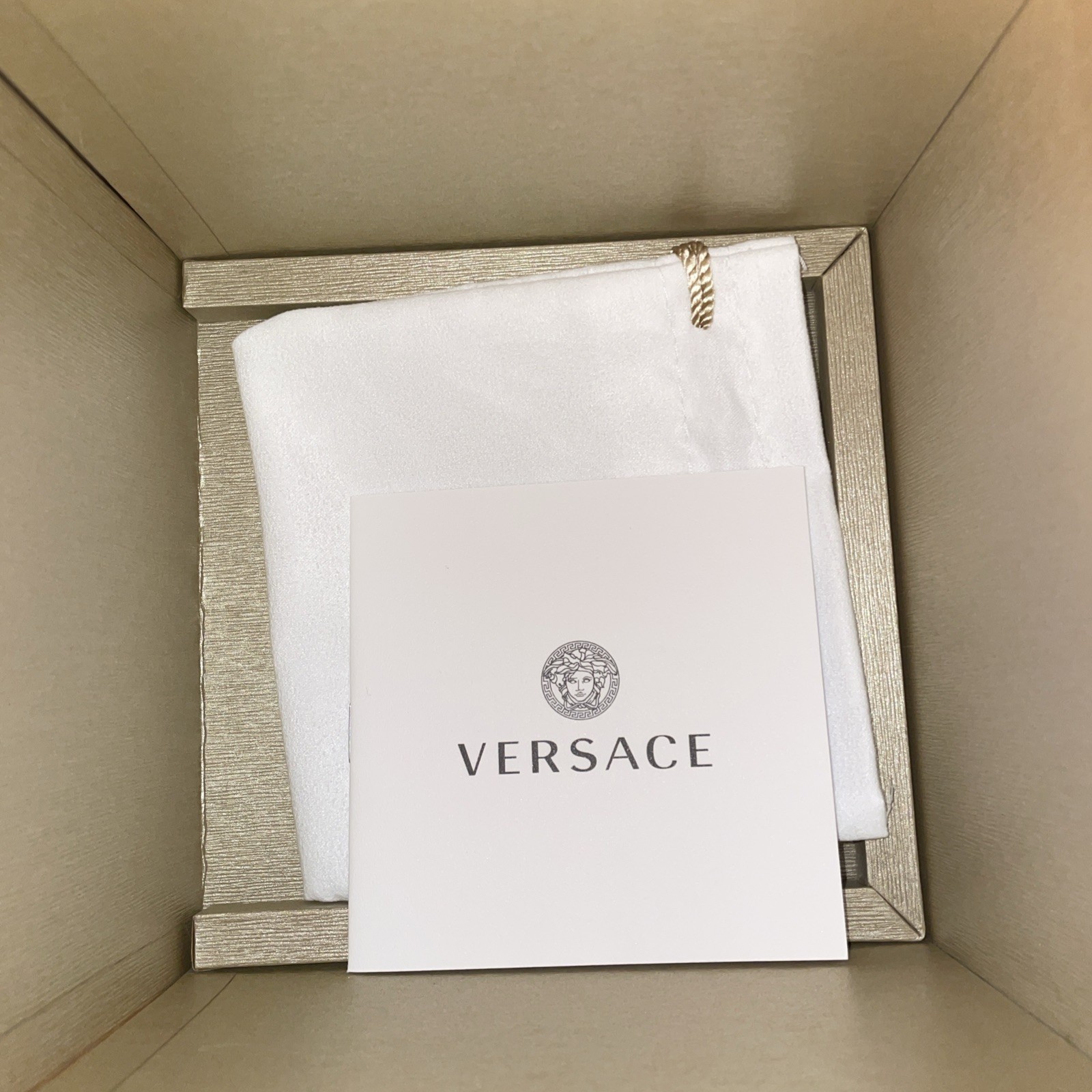 Versace Men’s Hellenyium Quartz Watch V11090017 Green Dial BRAND NEW