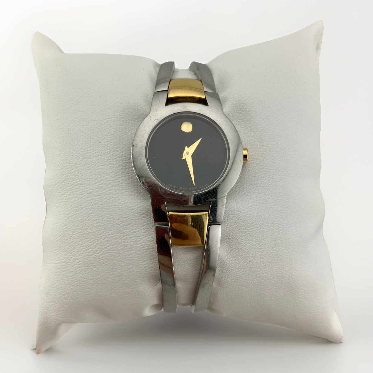 Vtg Movado Amorosa Ladies 24mm Watch Two-Tone Black Dial 6.75″ 81 E4 1842 -RUNS