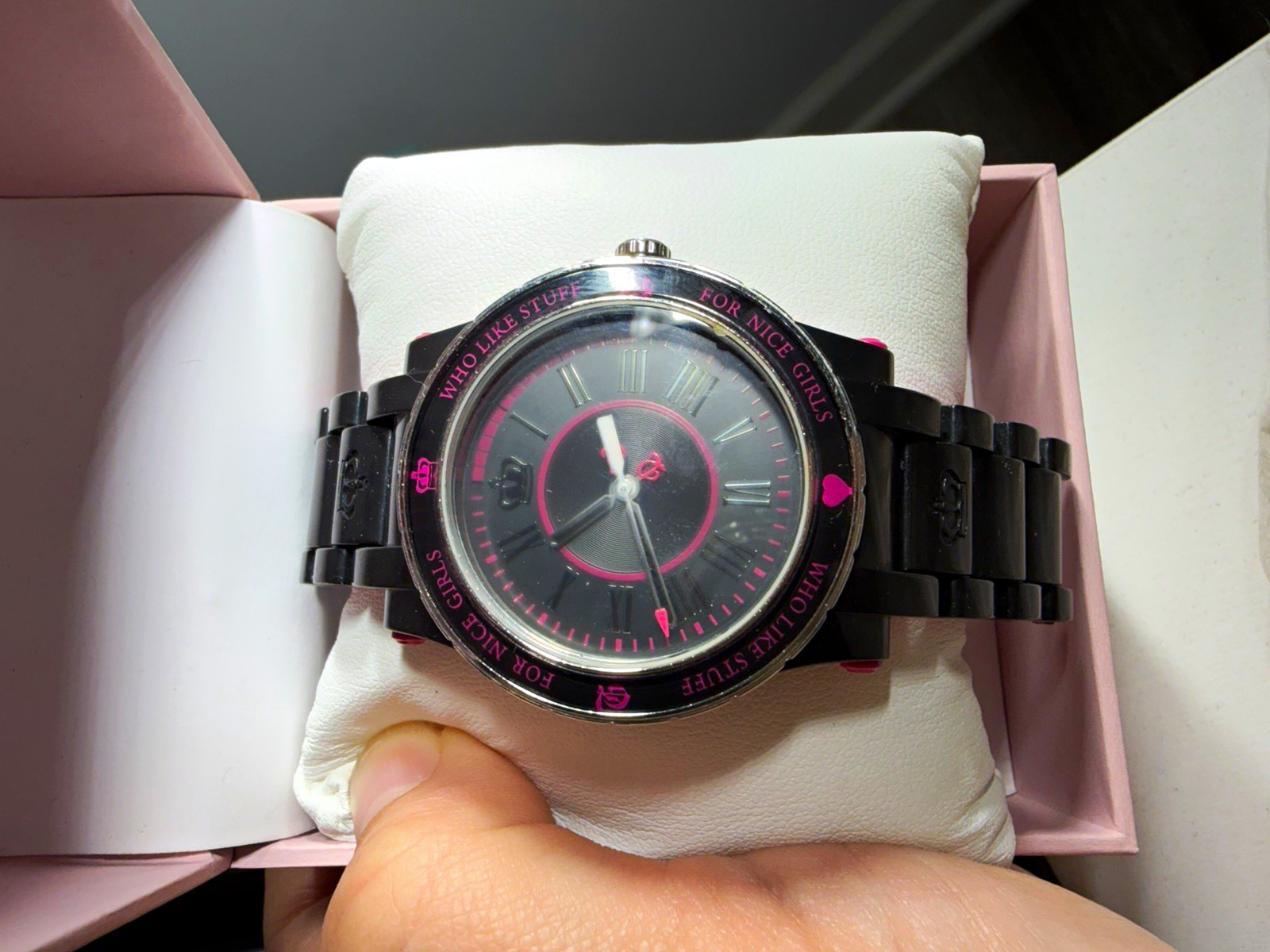 Juicy Couture Black Pink Bracelet Watch JC2947 Broken Band Not Running w/ Box