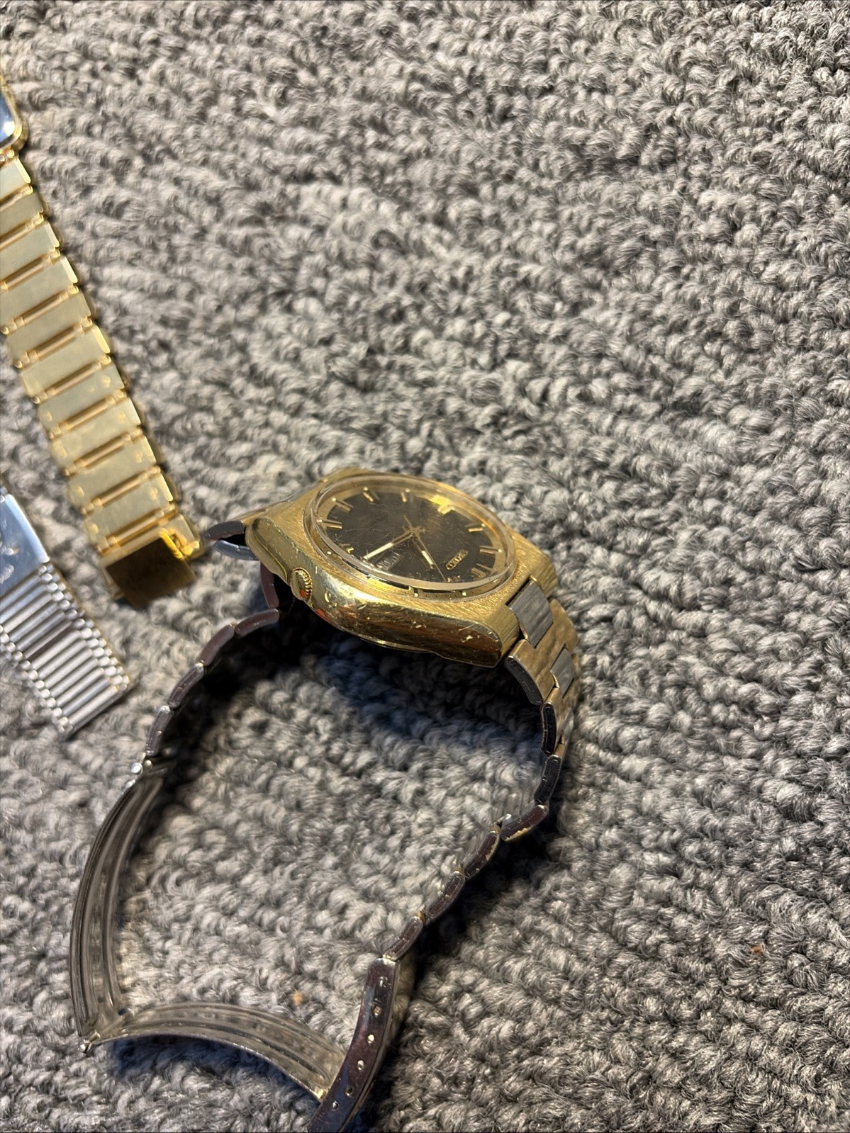 Seiko Automatic Wristwatch Stainless Steel 17 Jewels Day/Date Vintage 2 Others