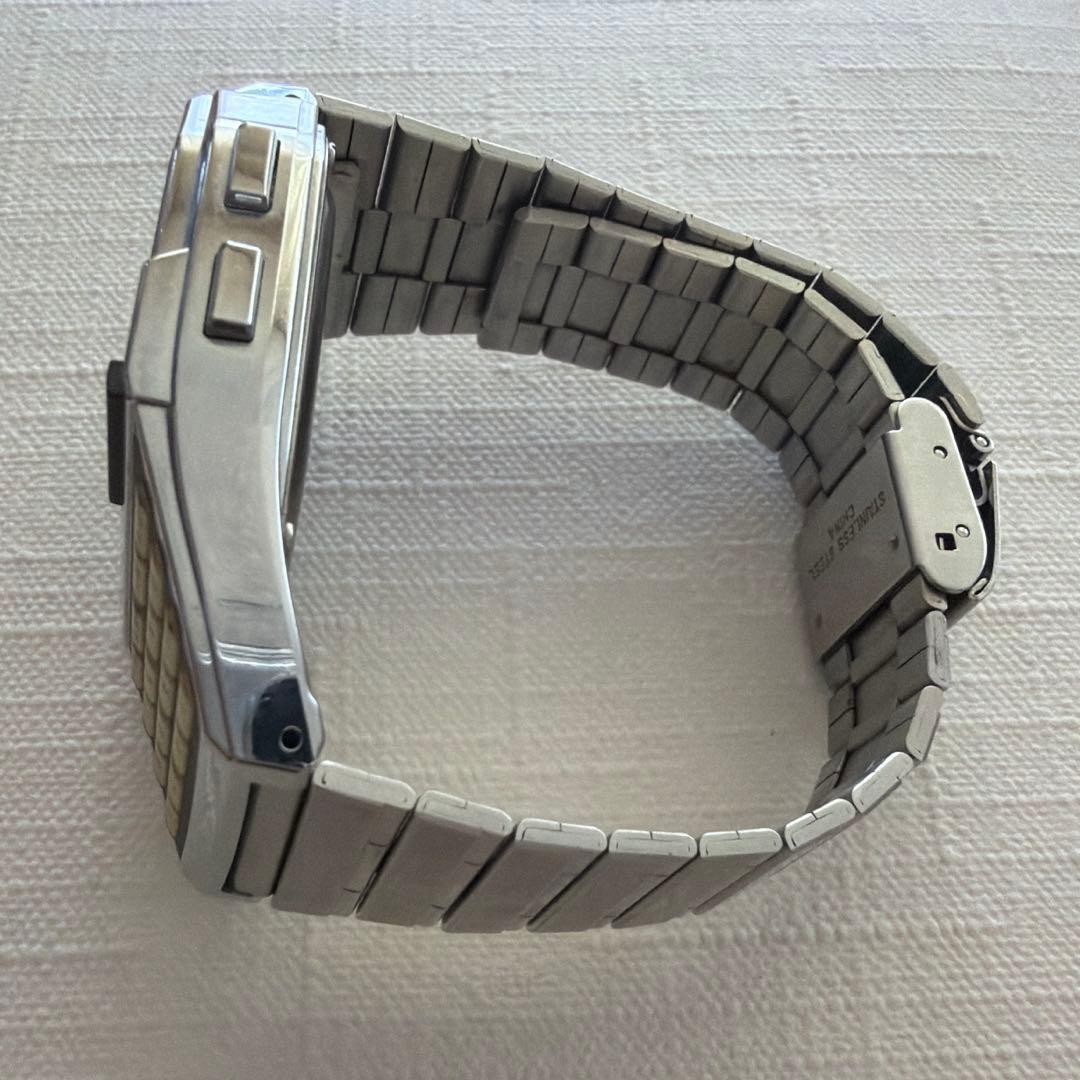 Casio Data Bank DBC-810 Digital Calculator Watch Used