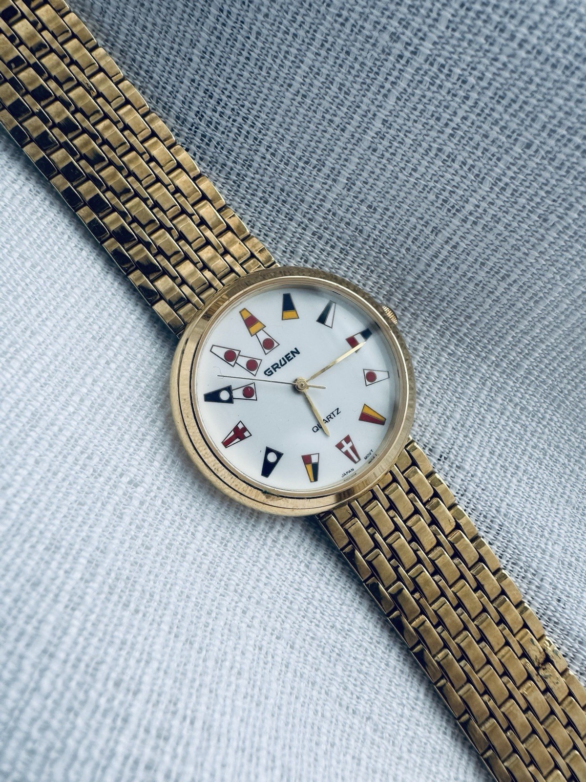 Vintage Gruen Nautical Signal Flags Watch Gold Tone Quartz