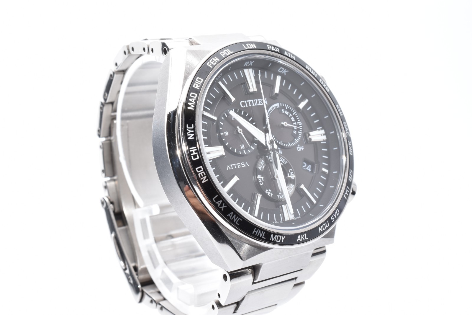 Authentic Citizen Attesa E660-007C801/CB5966-69E TI Solar Powered Quartz #928