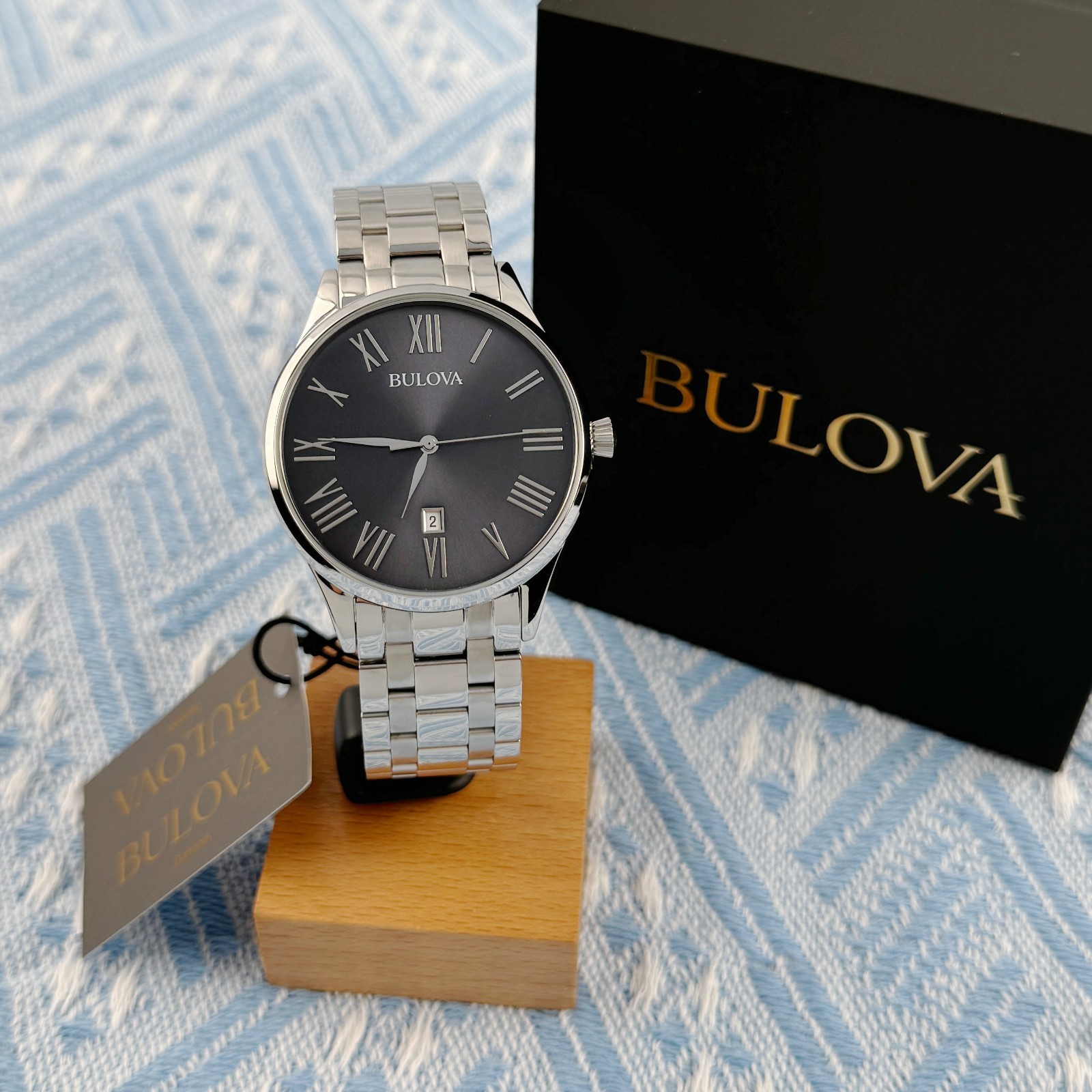 New Bulova Classic Quartz Stainless Steel Men’s Watch Grey Dial 40mm/96B261