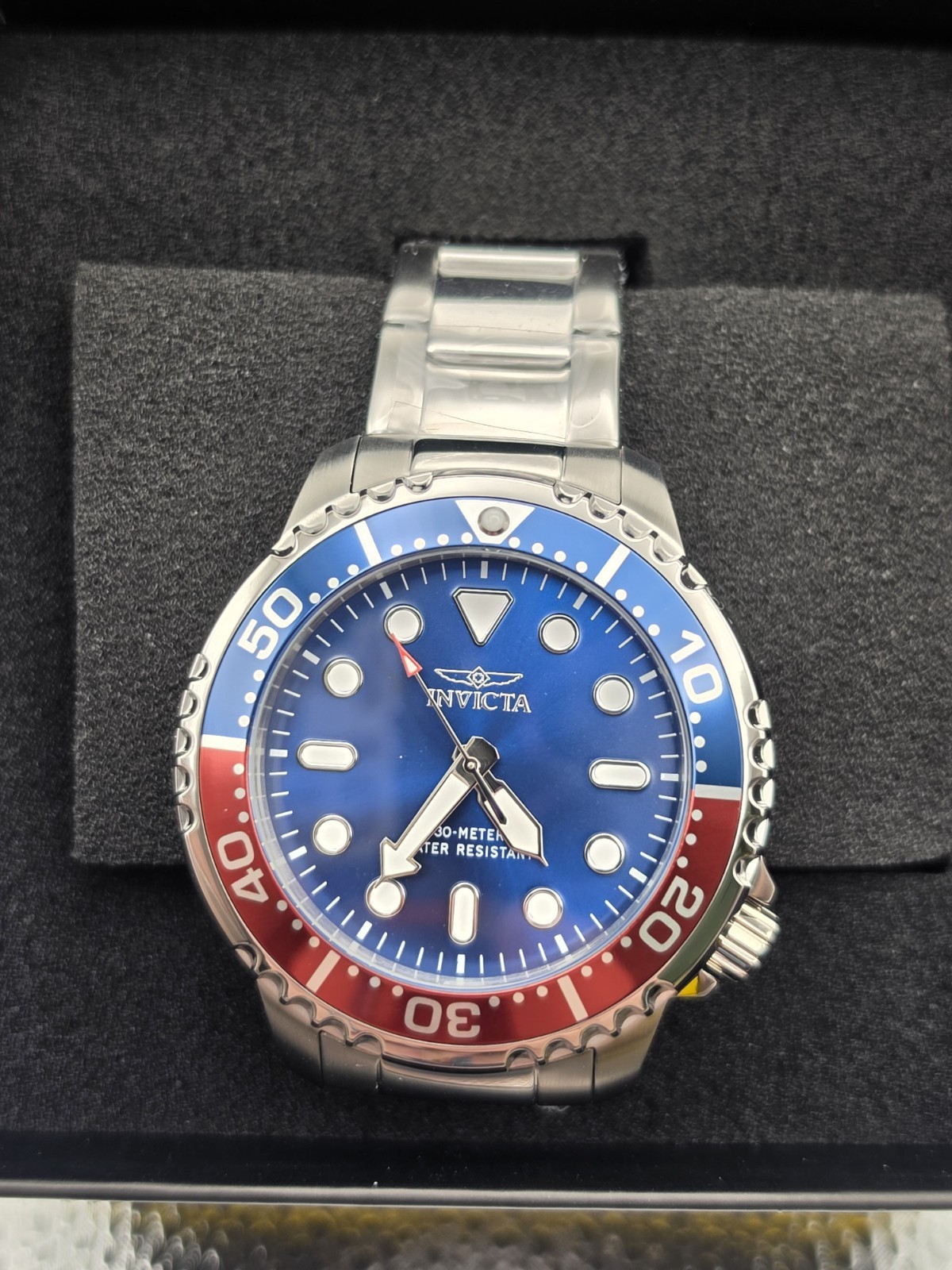 Invicta Pro Diver Marisdrift Men’s Watch – 48mm, Silver, Blue Red (47219) NIB