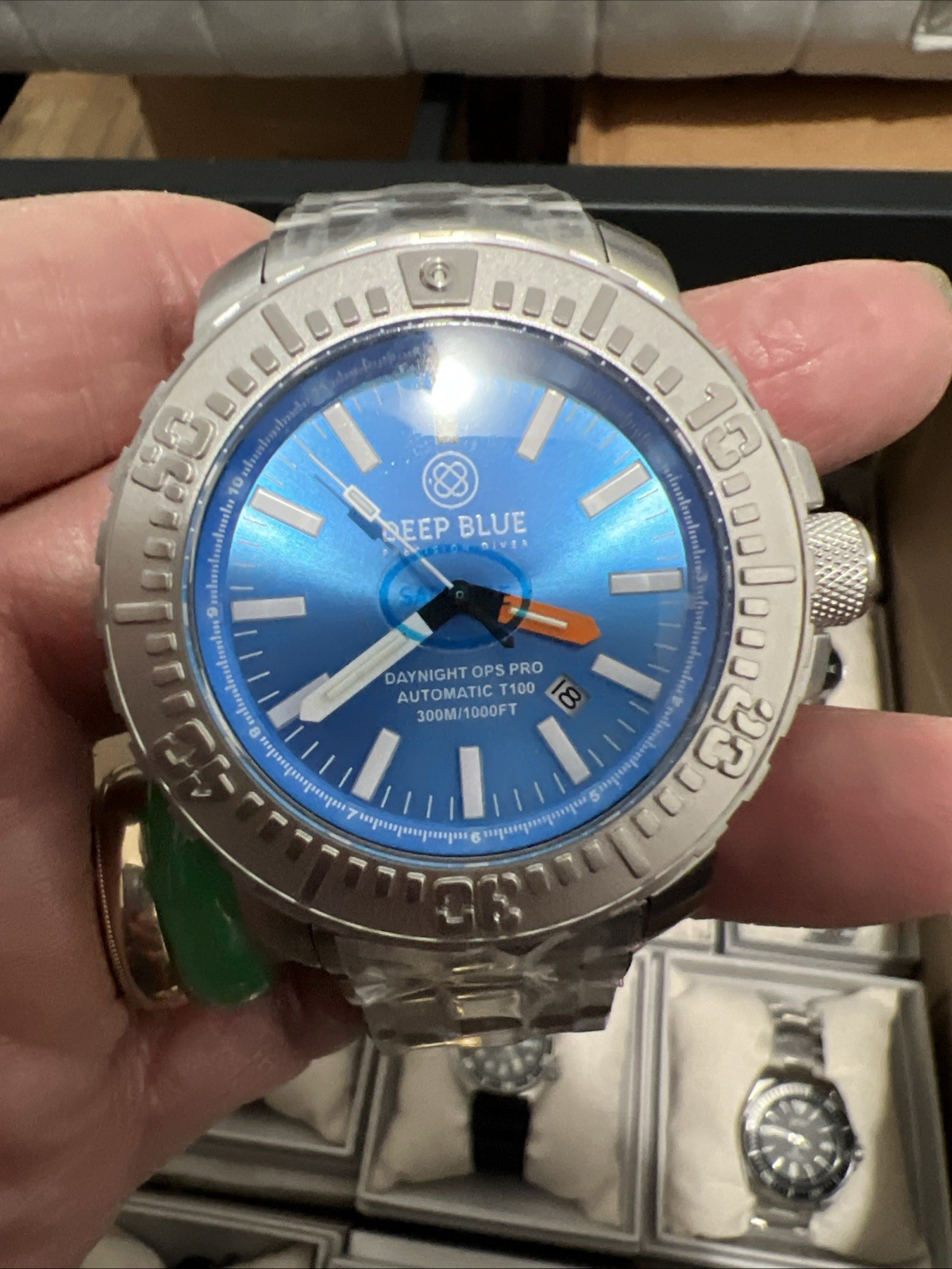 DAYNIGHT OPS PRO-TRITIUM TUBES AUTOMATIC 46M BEZEL LIGHT BLUE/YELLOW TRITIUM TUB