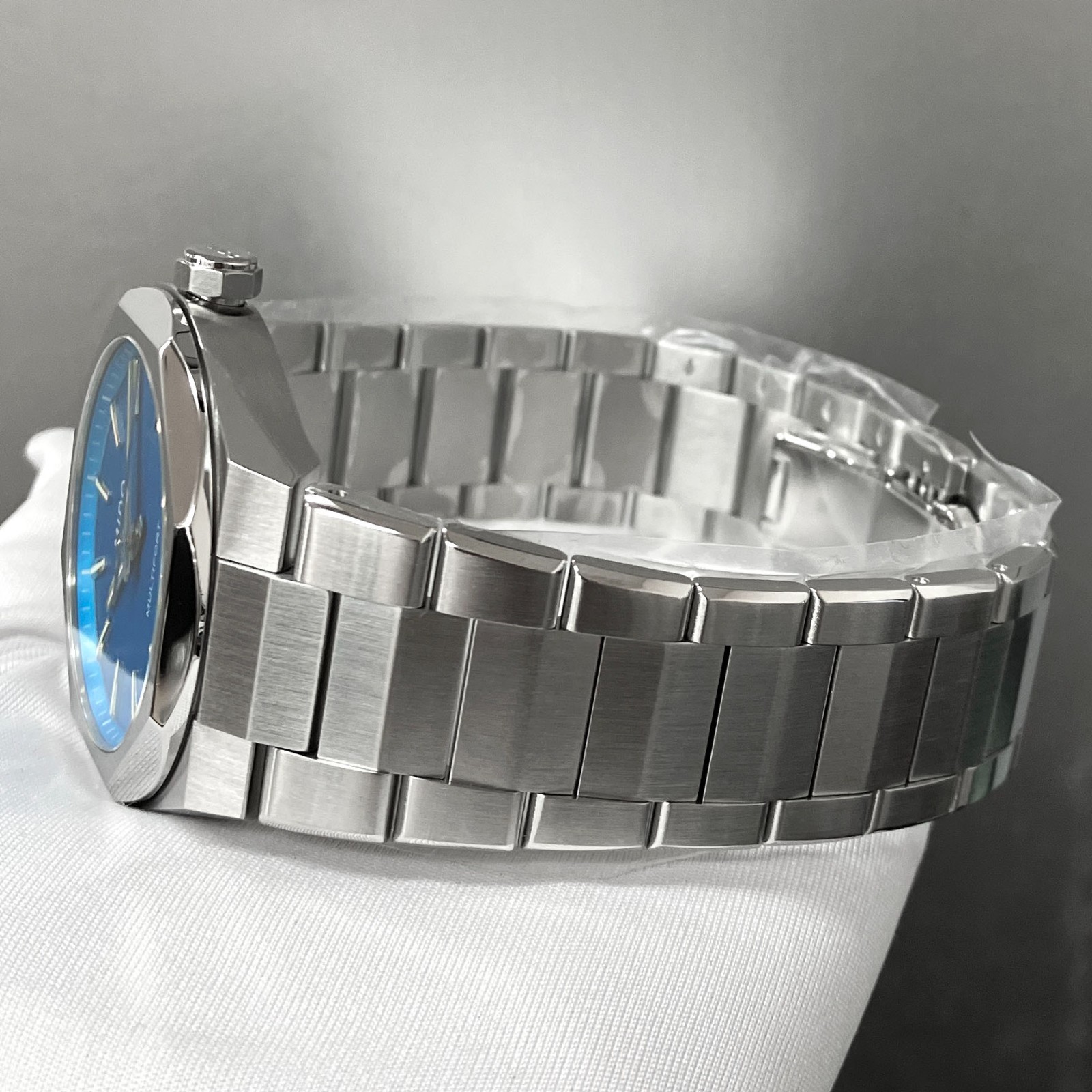 Mido Men Multifort 8 One Crown Auto 40mm Turquoise Dial Watch M055.507.11.041.00