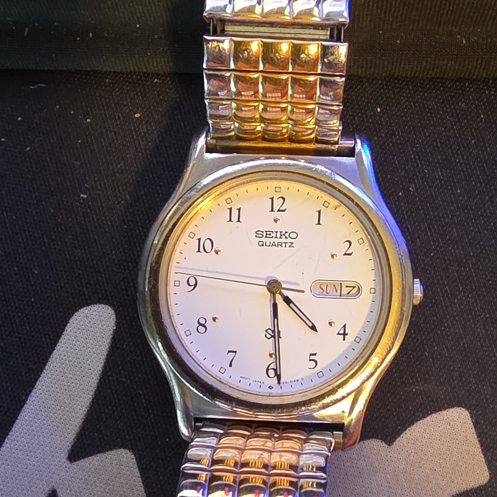 Seiko Quartz Men’s Two-Tone White Dial Day/Date Bracelet 36-39.9mm