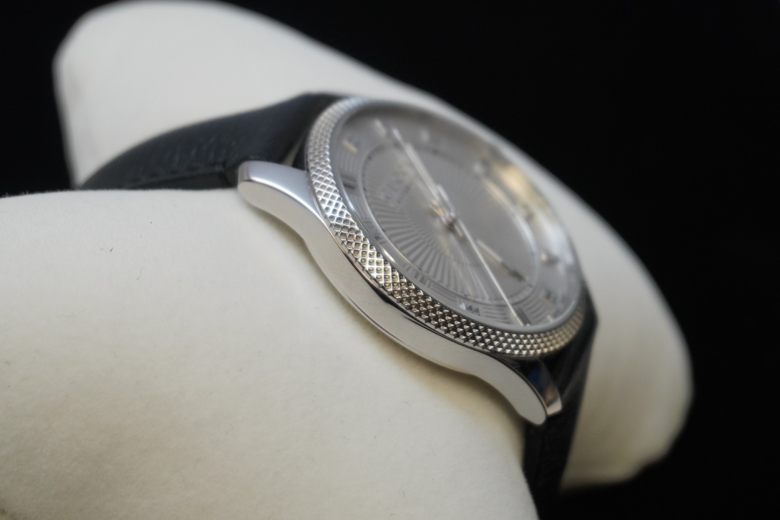Gucci ERYX Date Silver Dial Automatic Men’s Watch