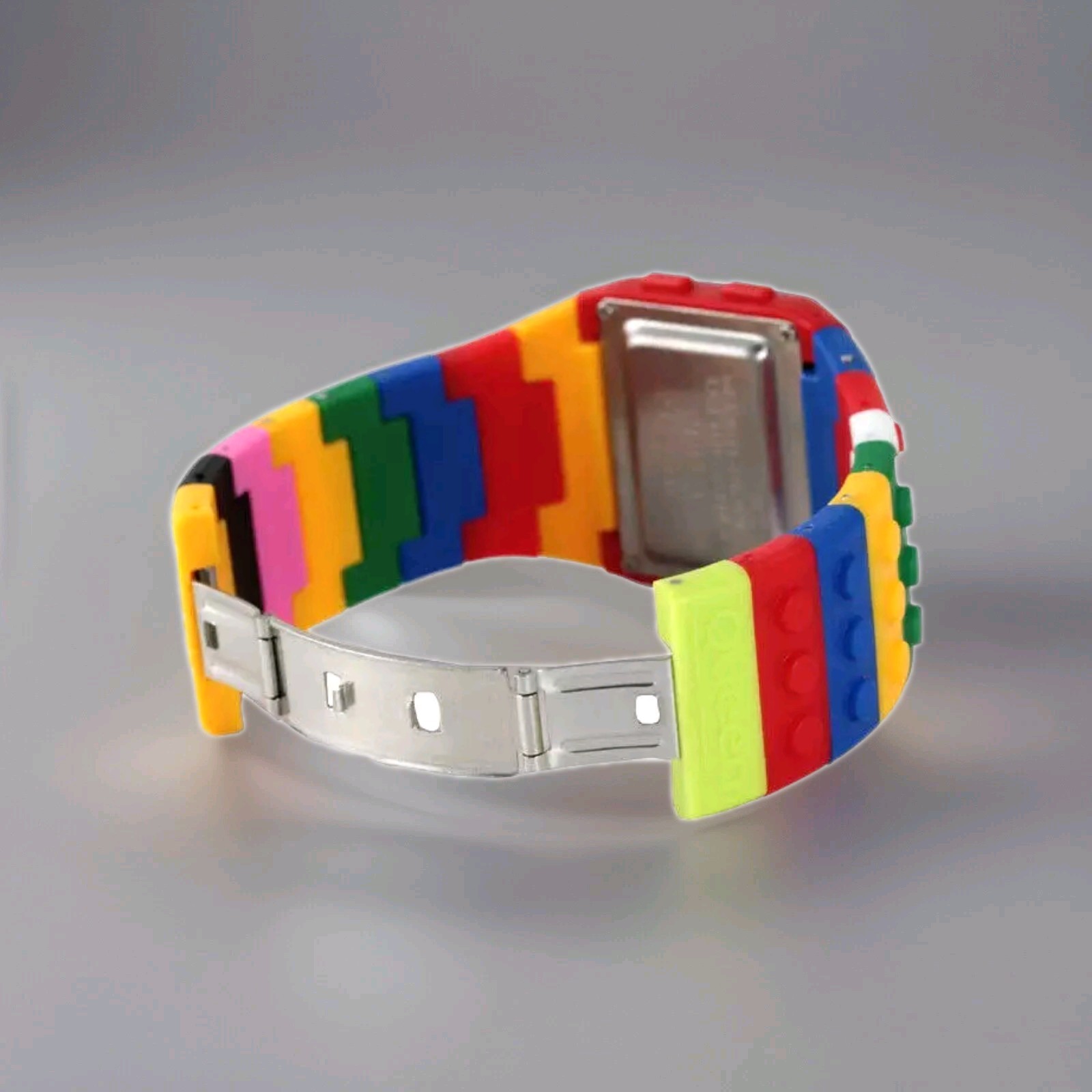 Queen Watch Quartz LCD Display Sliding Bracelet Deployant
