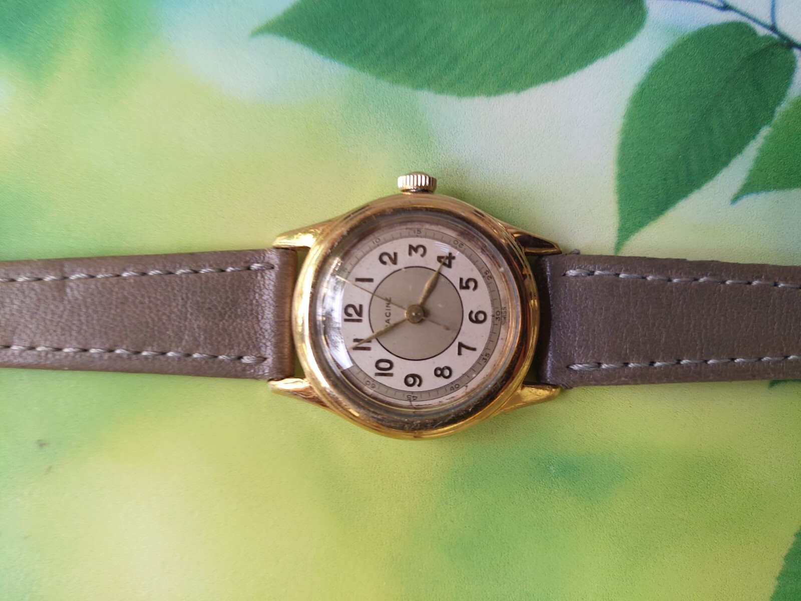 RACINE Watch – GALLET & Co. – Vintage Unisex Hand Load 15 Jewels 