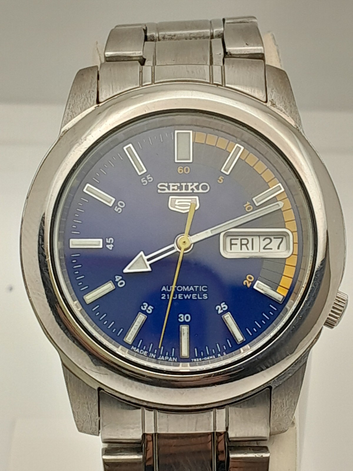 Vintage Seiko 5 Automatic 21J 7S26 Blue Sunburst Dial Display Back Men’s Watch