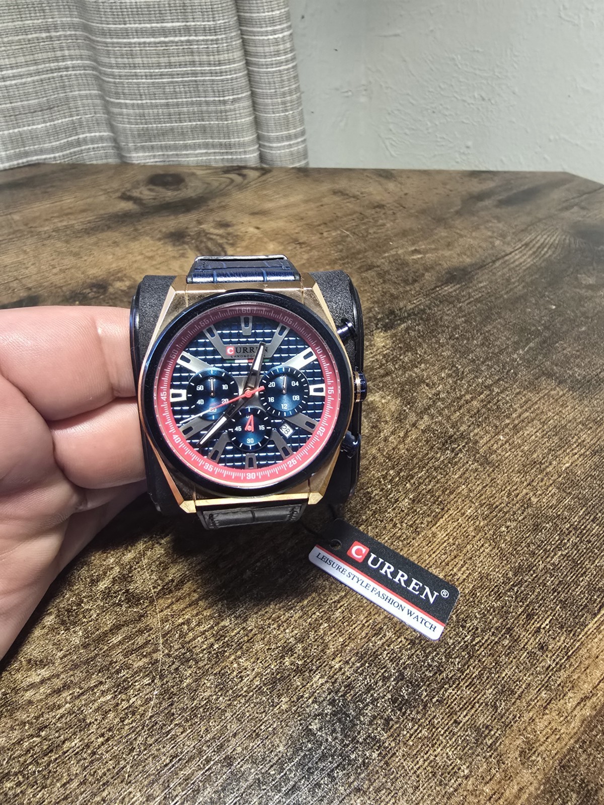 Curren 8392 Mens Cronograph Quartz Watch Leisure Style New No Original BOX.