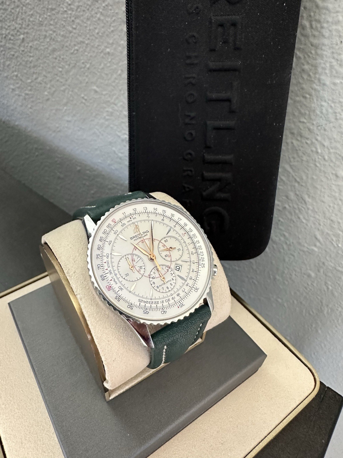 Men’s Breitling Navitimer Montbrillant 38mm Chronograph Watch Ref A41370