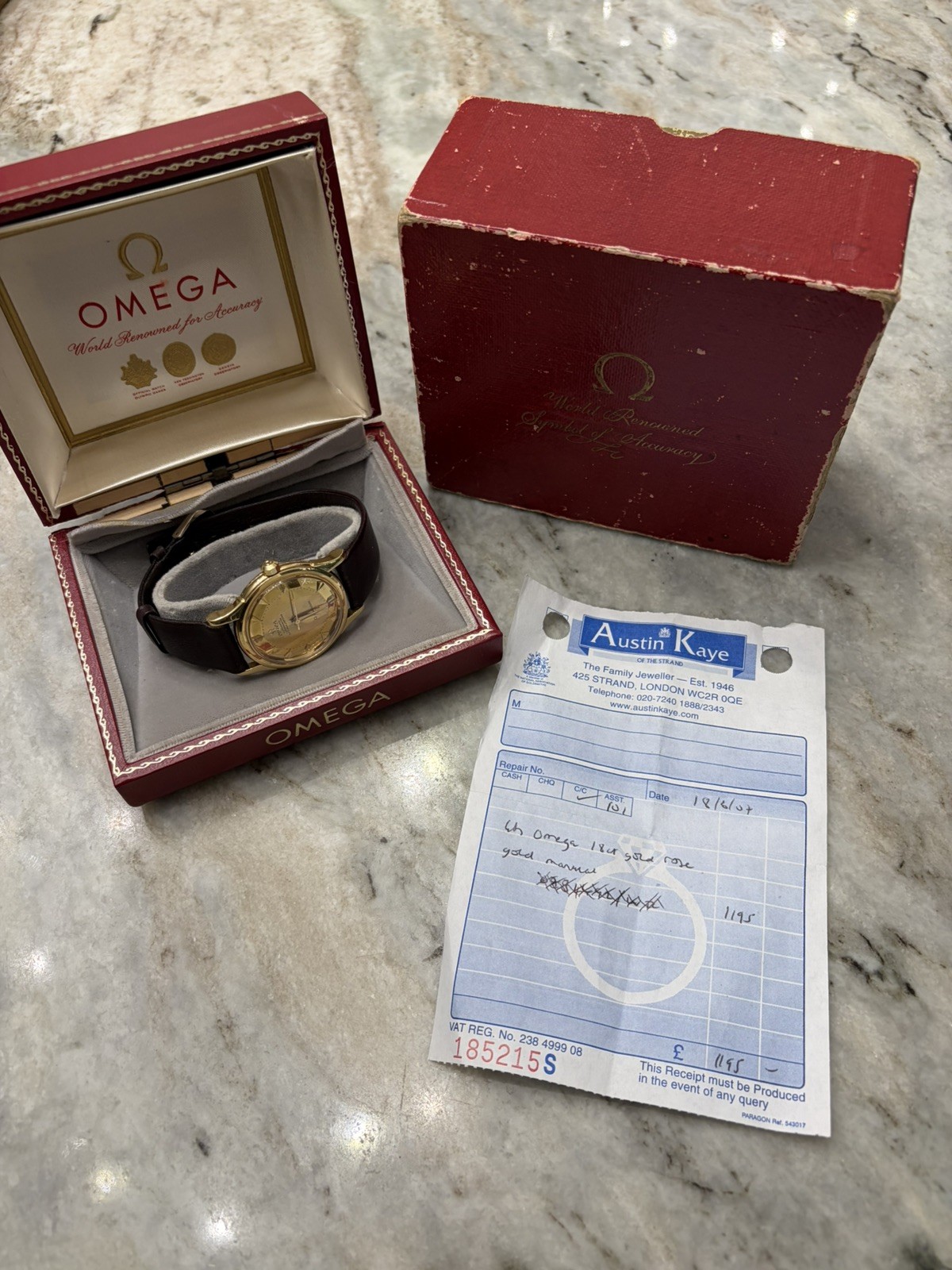 OMEGA Constellation 18K Solid Gold Pie Pan 34mm Ref. 2852-53 SC Box & Receipt