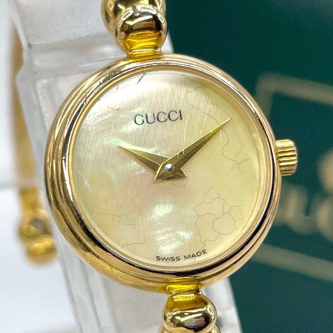 Gucci Shell Bangle Watch Gold 2700.2.L Quartz Ladies Japan 0711919