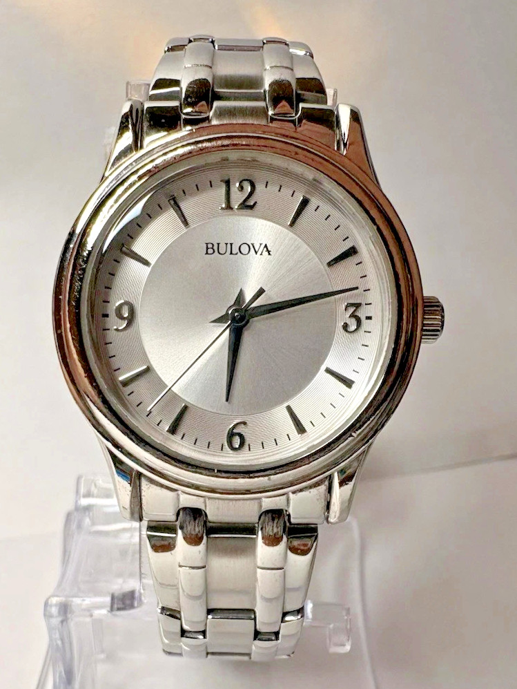 Bulova Ladies 96L005 Silver 30mm Watch Classic Round Dial Steel Bracelet