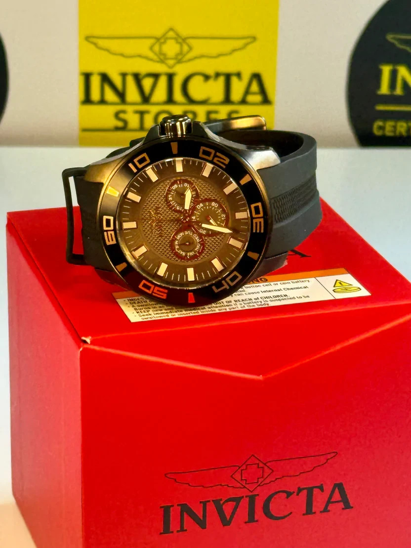 Invicta Pro Diver 35741 Quartz Chronograph Black Dial Gold Tone New 100m W/R NIB
