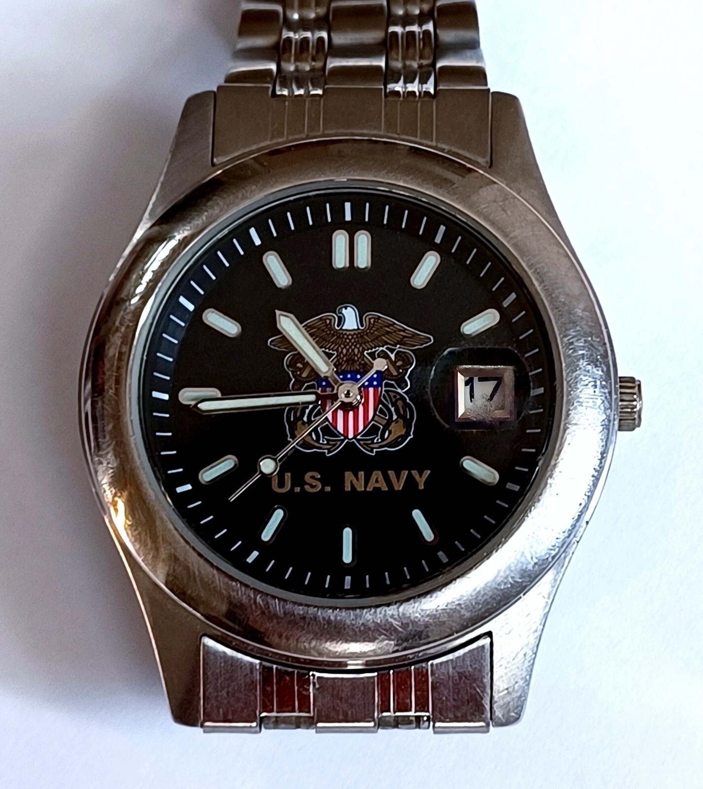 Men’s United States U.S. Navy Emblem Quartz Watch w Date & NEW Battery SS Band