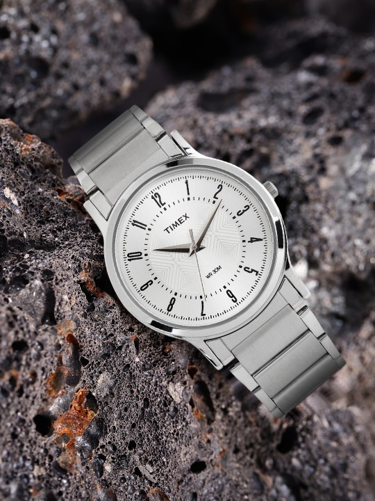 Timex Mens Watch Silver Toned Dial Stainless Steel Bracelet 40mm 30M Resist