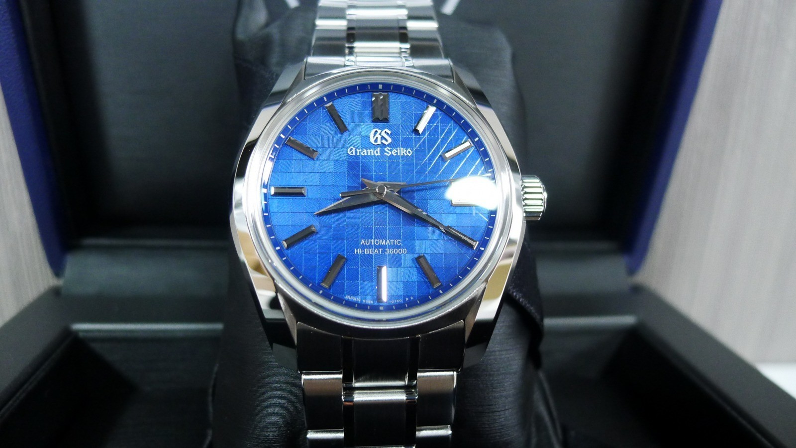 Unused Grand Seiko Automatic Hi-Beat SBGH315 Date Blue Dial SS 39mm Men’s watch