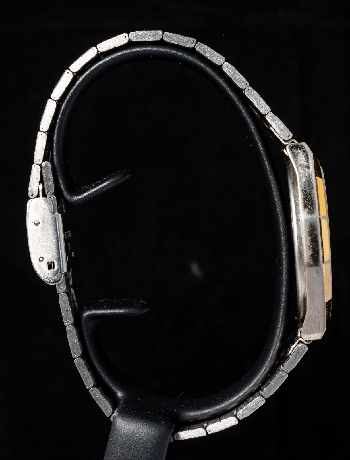 Beta Silver & Gold Horizontal-Striped Dial Men’s Quartz Watch — Working