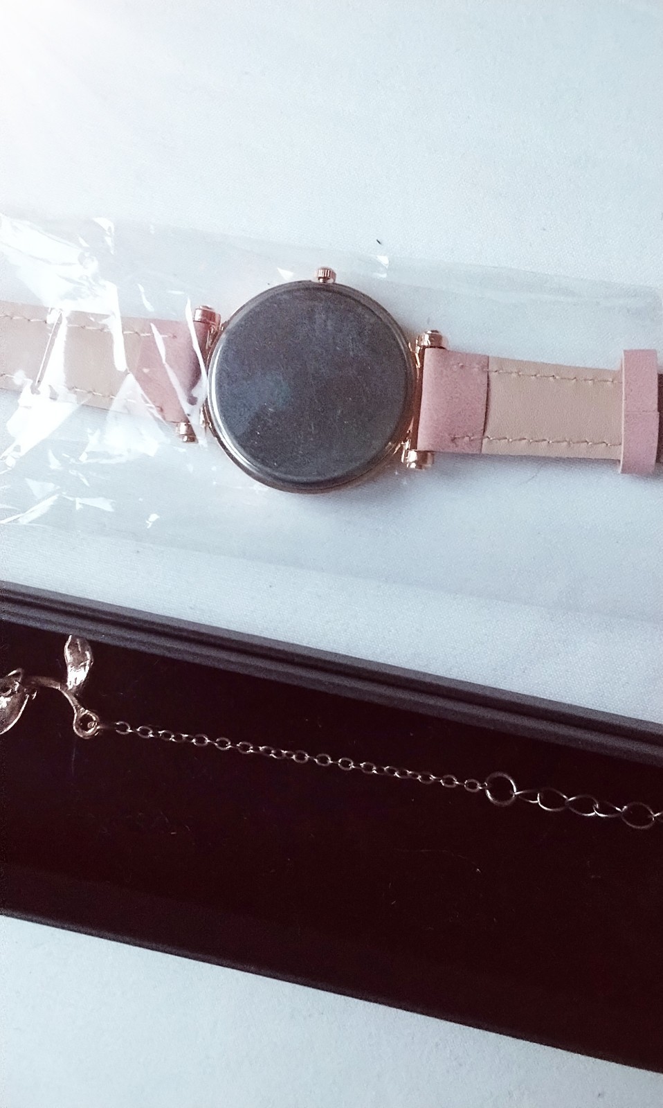 Affordable Gift Set for All Occasions Women Teens Ladies Girls Watch & Bracelet