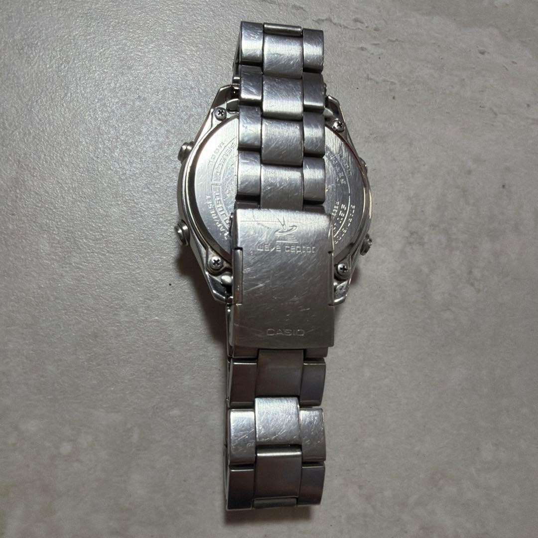 Working CASIO radio-controlled solar watch “Wave Ceptor WVQ-500DJ”