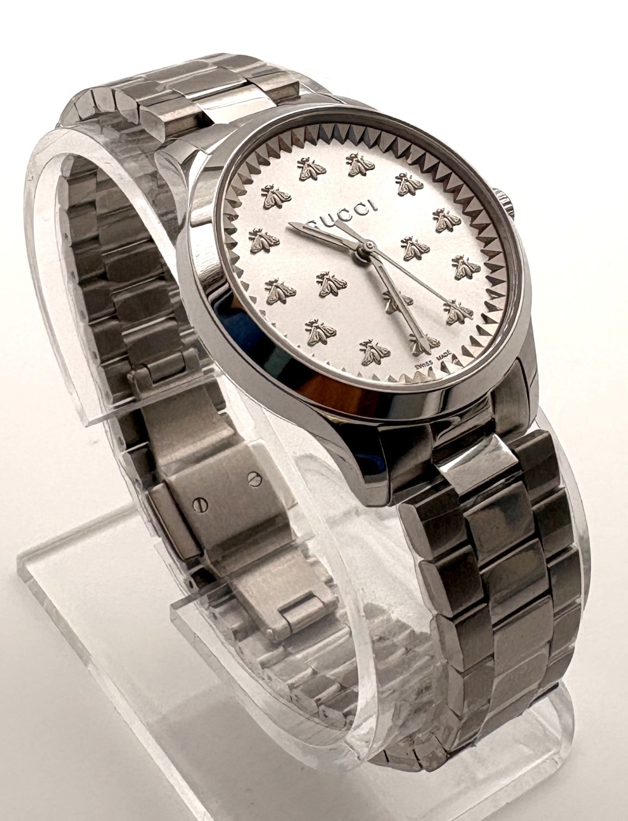 Gucci G-Timeless YA1265031 Silver Dial Bee Motif 32mm Ladies Watch