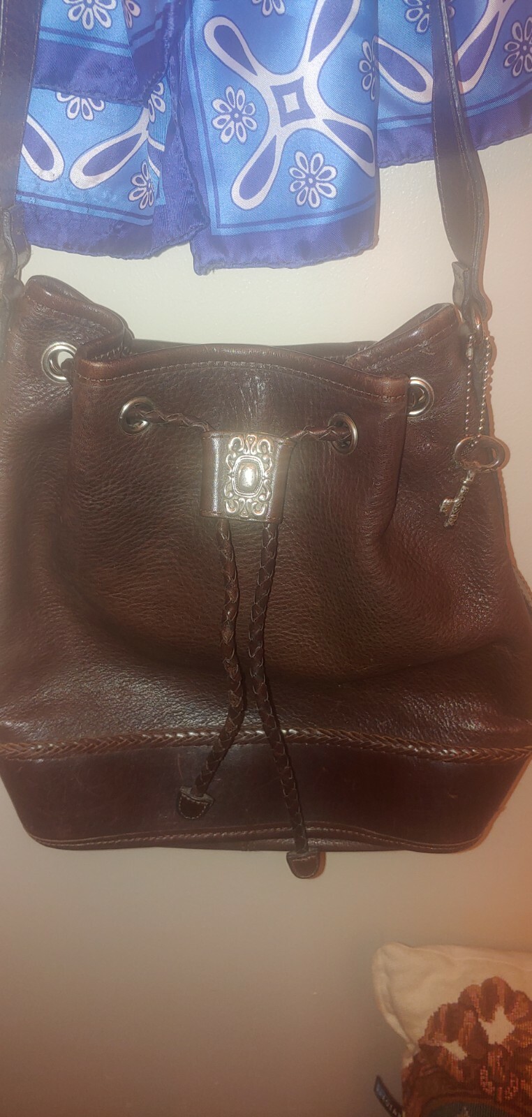 VTG Fossil Leather Bucket Bag with Western style buckle/pull draw strings brown