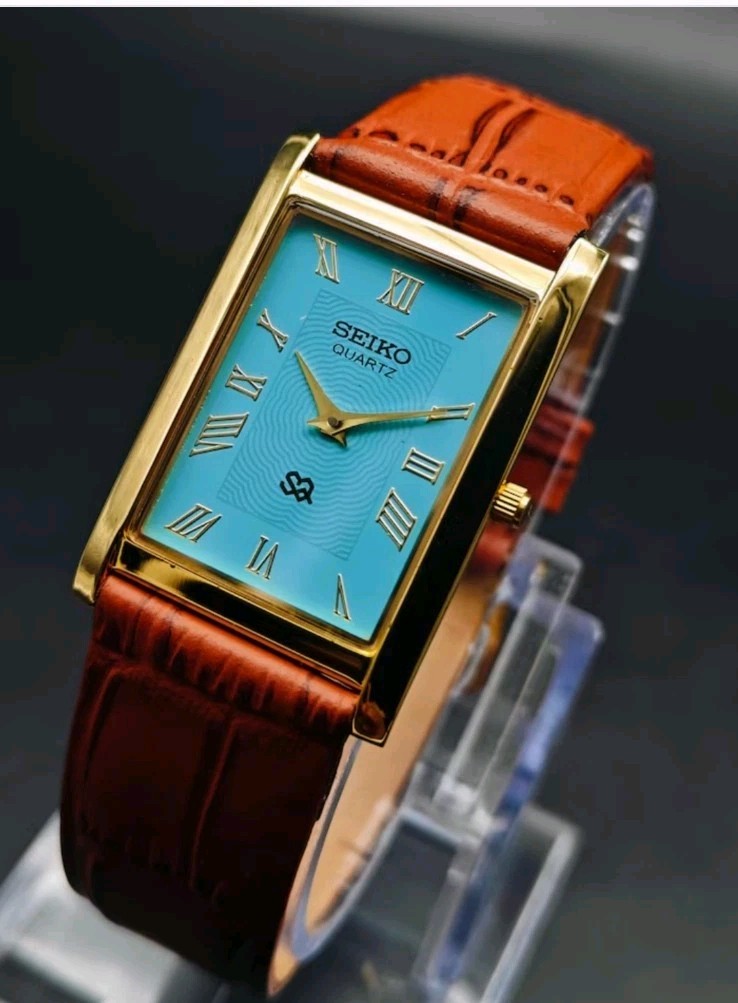 Vintage Seiko Slim Tank Mens Wristwatch Blue Dial Japanese 90s Watch