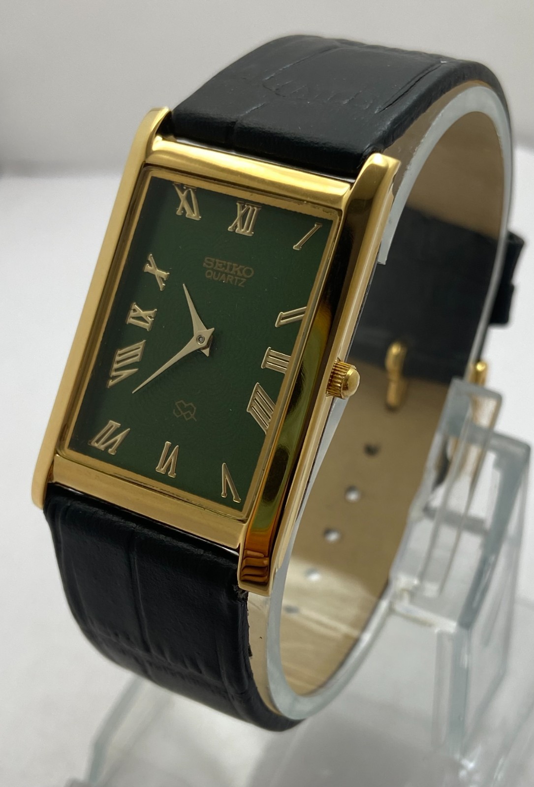 Vintage Look Seiko Slim Green Roman Dial Men’s Wristwatch Leather Strap 26 mm
