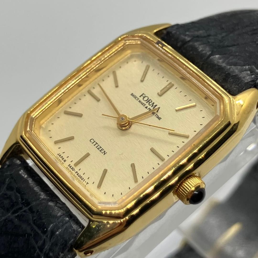 Excellent condition, fully functional FORMA women’s watch, gold, square, qua