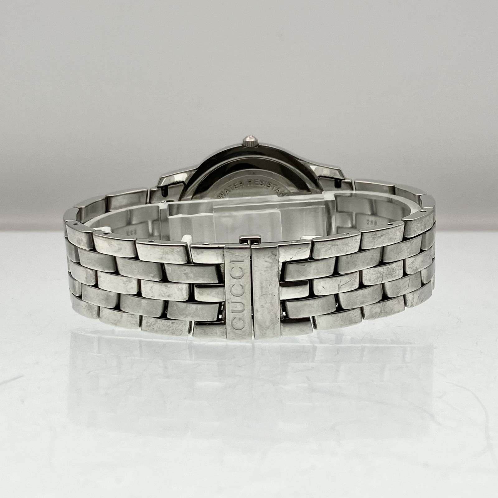 Gucci G-Class Date 5500M Quartz Silver Dial