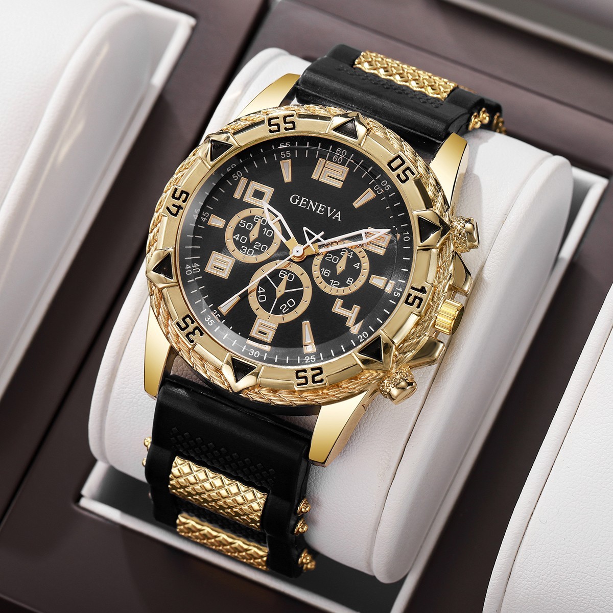 Men Watch Stainless Steel Quartz Luminous Classic Business Wristwatch