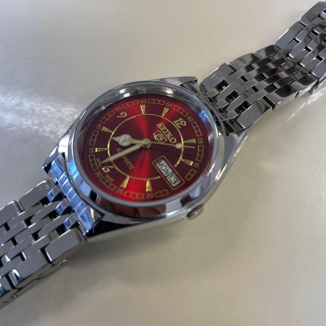 Seiko 5 Automatic Red Dial Day-Date Watch 36.6mm Wrist 20cm 1971