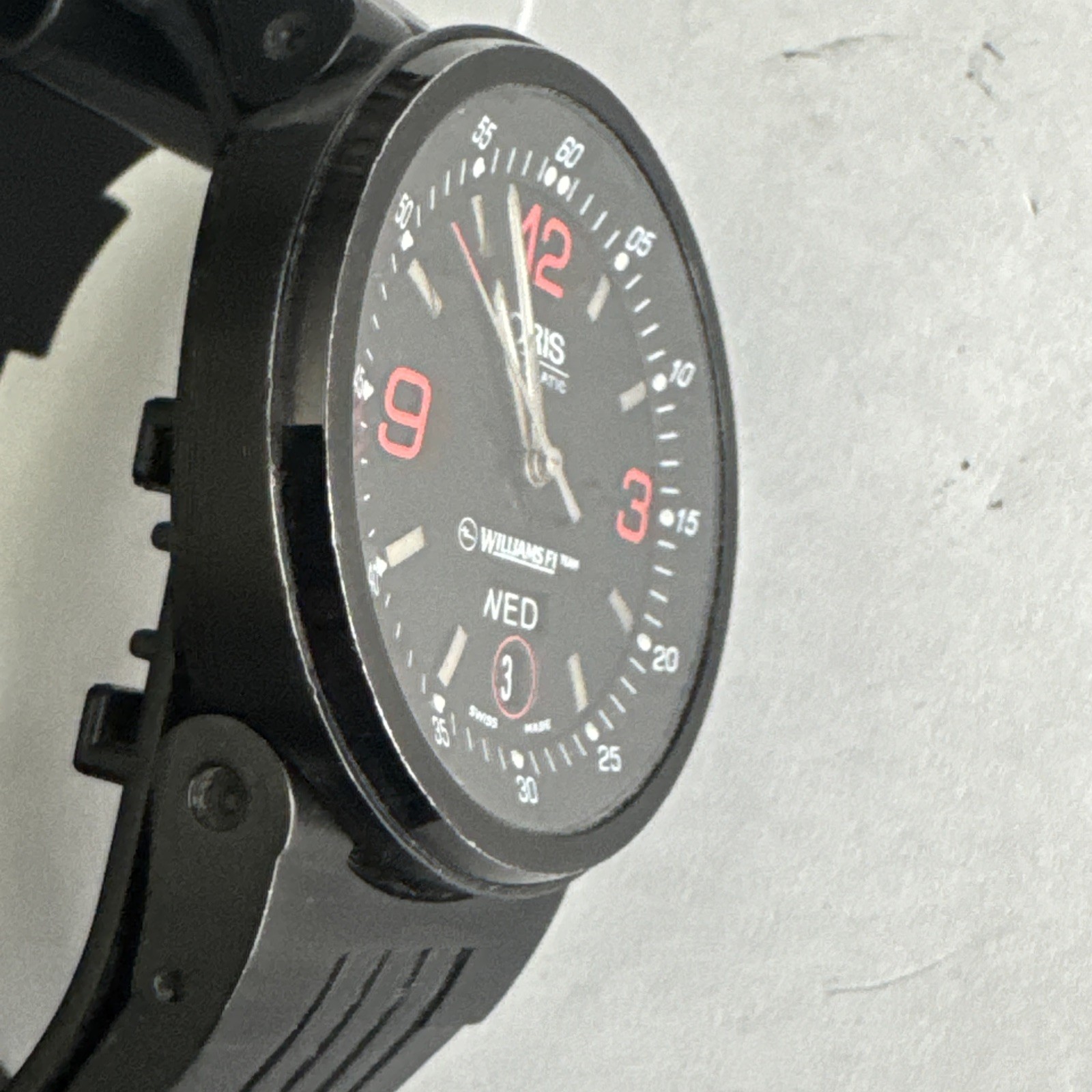 ORIS Williams F1 Team 7560 Automatic 40mm Day Date Black And Red Clean