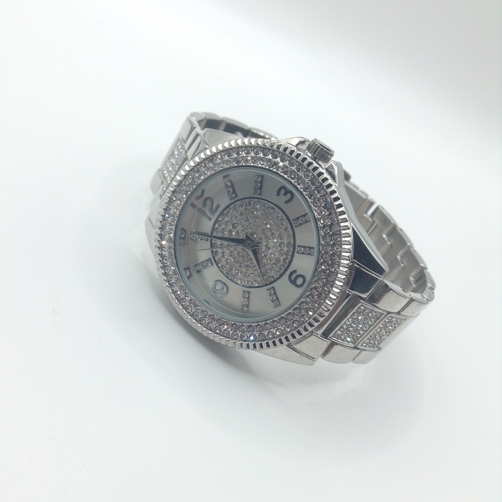 Accutime Watch Corp. Quartz Watch, New Battery