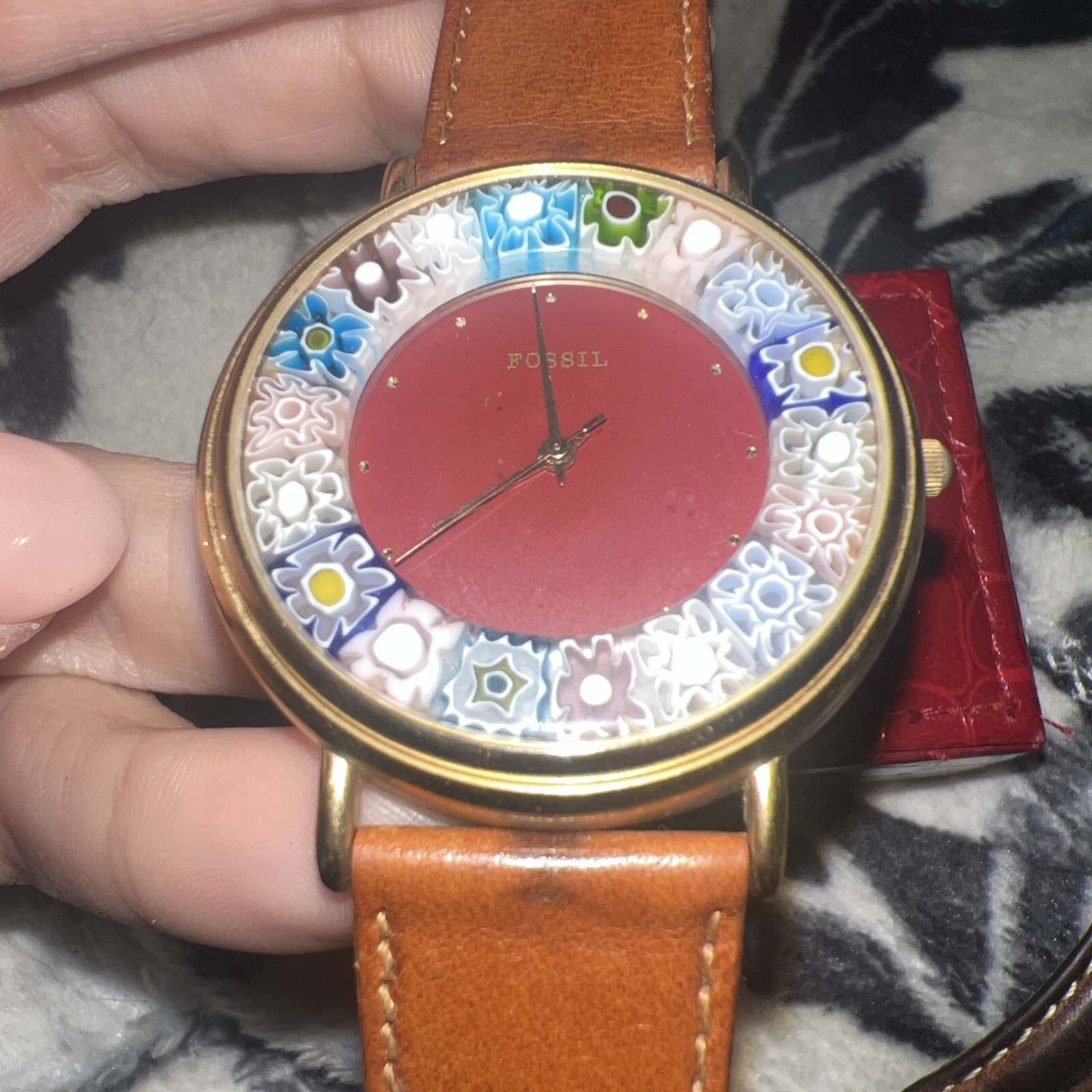 VINTAGE FOSSIL Handmade Blown GLASS Leather Band Watch W/ Flowers