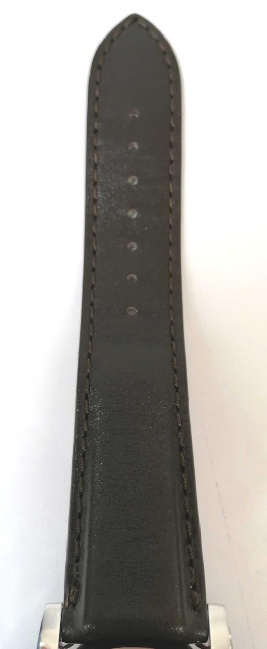 Quartz Watch Model YA101202 GUCCI